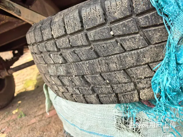 出售雪地胎235一55一18型号 - 图片 4