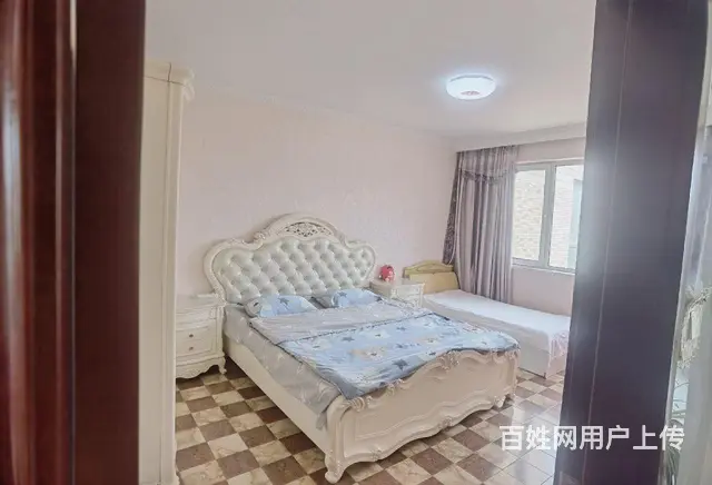 兴城海边民宿 家庭房可住5人 大床房 - 图片 4