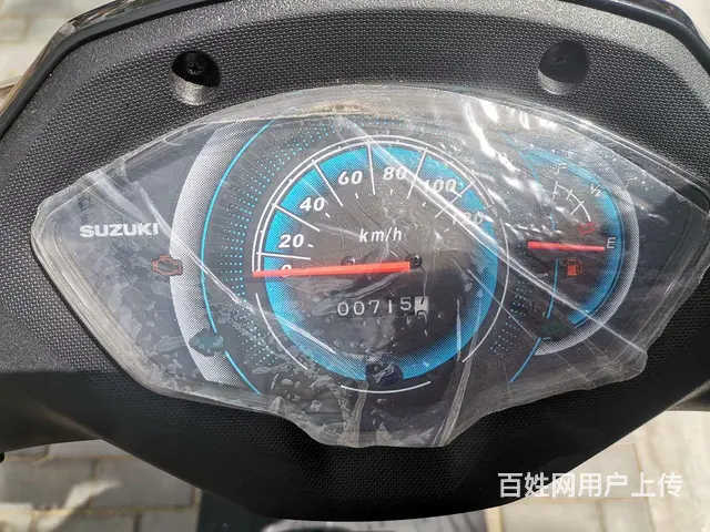 【搞定了！】今年3月原装正宗铃木125踏板摩托车牌证全如全新 - 图片 4
