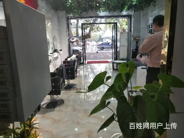 都市时讯 天洋新世纪时代广场理发店转让 - 图片 7