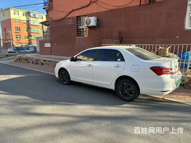 比亚迪秦80 - 图片 3