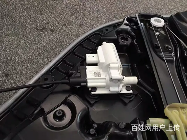 23款奔驰GLS450豪华型加装原厂四门电动吸合门 - 图片 3