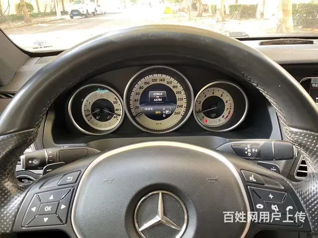 奔驰 奔驰E级 2017款 E 200 2.0T 手自一体 - 图片 5