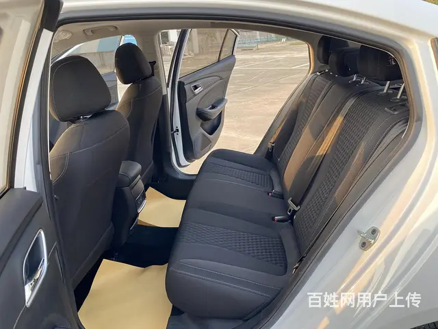 荣威i5 2019款 1.5 无级 4G互联朗越版 - 图片 9
