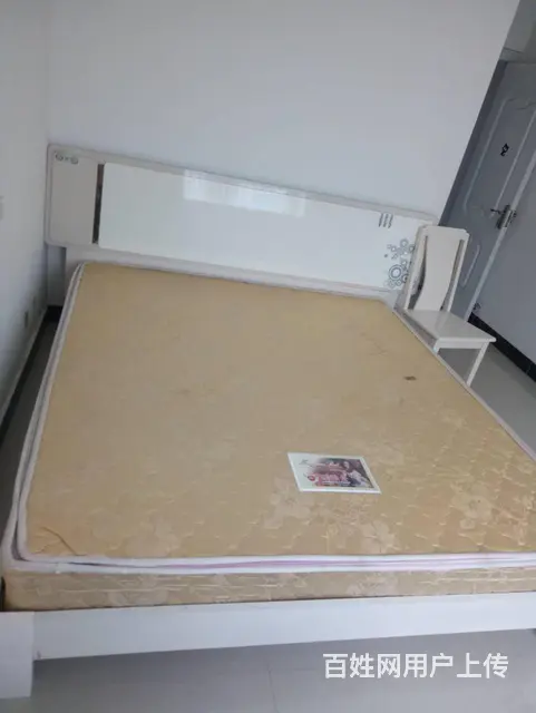 河畔花都，吾悦广场对过，精装修家具家电齐全拎包即住随时看房。 - 图片 4