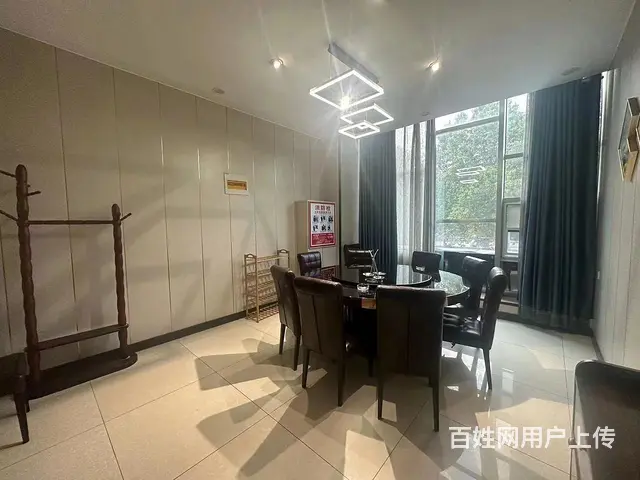(旺铺猫)：新体正对 四百平带停车场 火锅 餐饮旺铺整转 - 图片 8