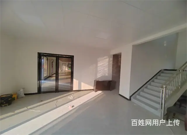 （诚速）平桐路2层临街写字楼 有大型展厅带卫生间大办公室 - 图片 2