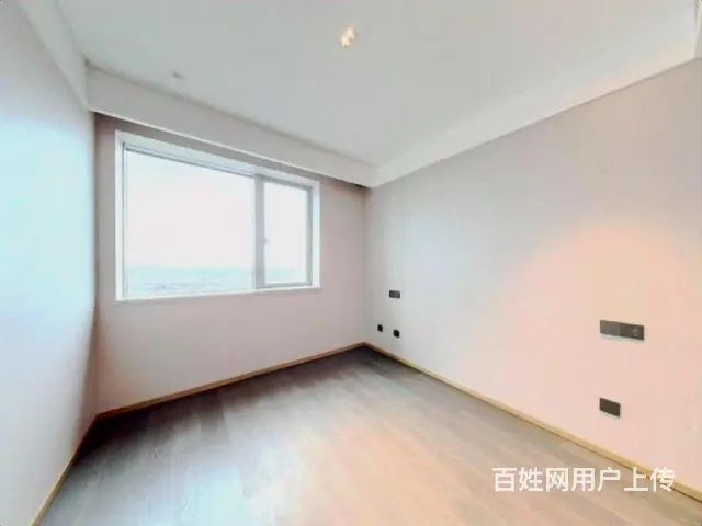 日曜之城810可走，房东想做第三套成交的业主，高楼层边套 - 图片 4