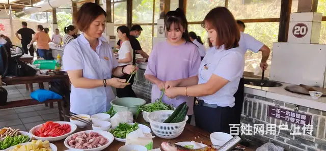 合肥比较有特色的农家柴火锅做饭，蓝山湾大锅灶做饭 - 图片 1