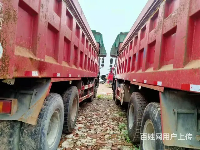 国五380马力豪沃前四后八自卸车8米2货厢 - 图片 4