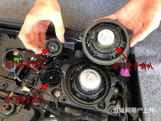 奔驰GLE350e升级改装小柏林之声音响安装效果 - 图片 3