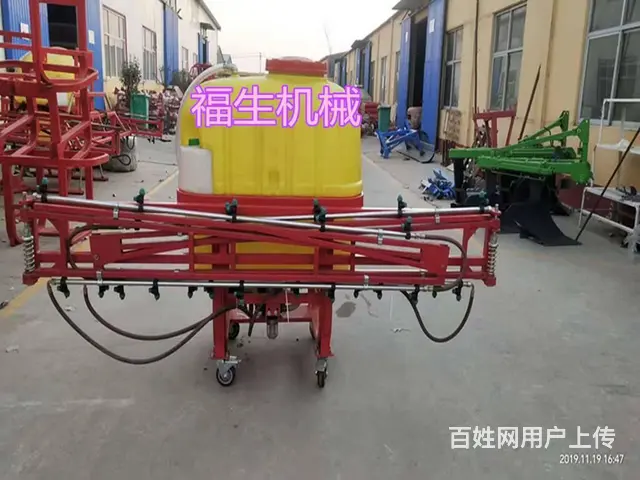 高地隙小麦玉米棉花打药机 农用拖拉机悬挂喷杆喷药机 - 图片 1