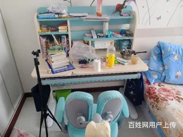 出售儿童学习桌椅 - 图片 3