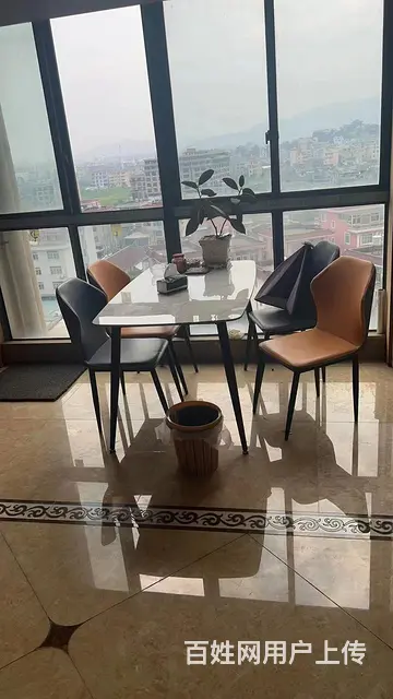 东方豪景苑 商住两用1厅 中等装修 - 图片 2