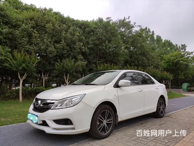 比亚迪 速锐 2015款 1.5 手动 豪华型 - 图片 1
