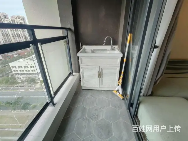 华发未来荟 精装2居 出租只需1居的价格 拎包入住 - 图片 3