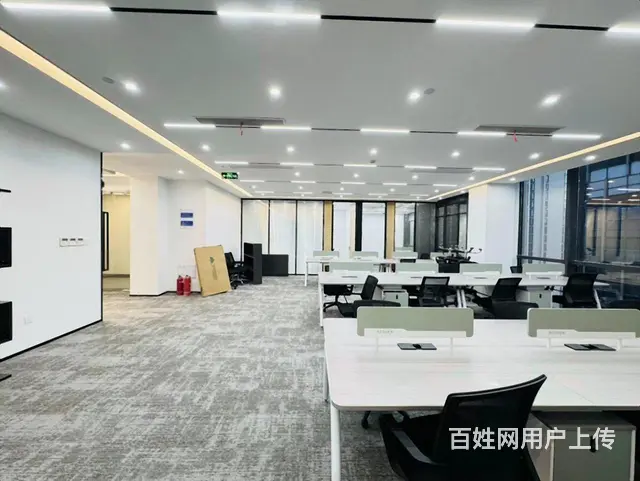 超值出租!地铁口精装4加1户型，可容纳30到40人，价格可谈 - 图片 2