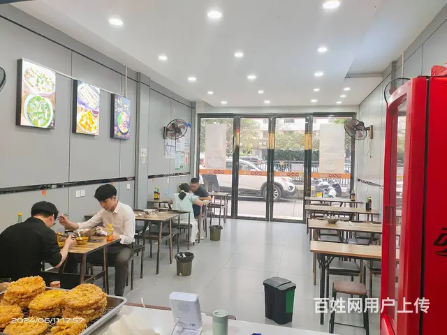 （老板本人）地铁口学校旁全新精装餐馆粉店优价转让  6517 - 图片 4