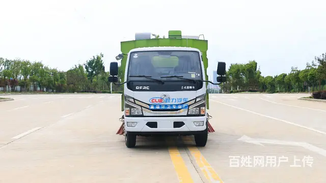国六东风小多利卡5方扫路车多少钱一辆？ - 图片 2