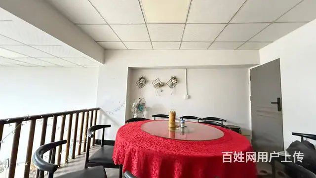 （及 致）几万就转！餐饮氛围好！酒店，足浴会所，公寓楼环绕！ - 图片 7
