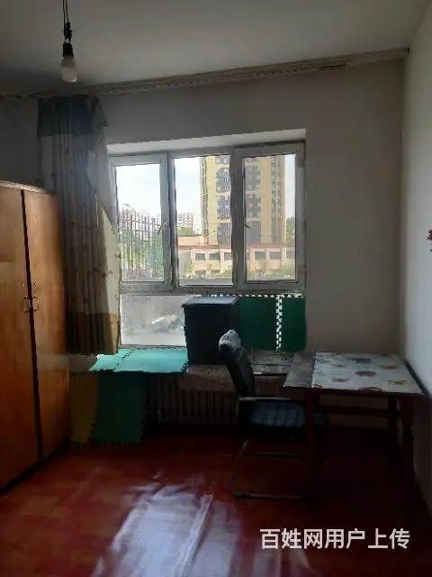 松北区银河小区单间出租，日租30元， - 图片 1