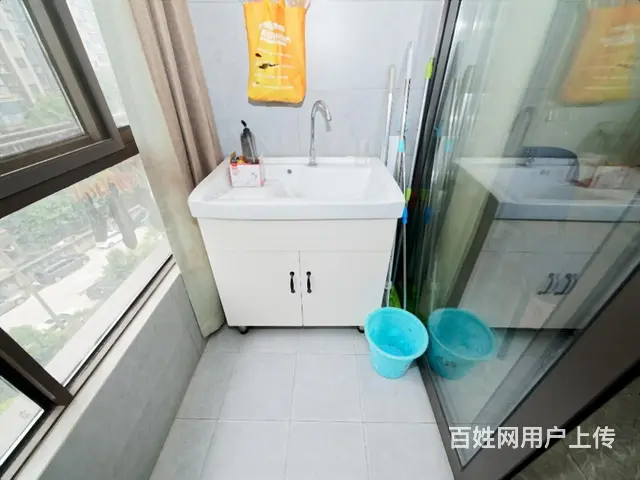 上城区~三里新城荷苑新出~精装修电梯三房~厨卫全明的好房子。 - 图片 10