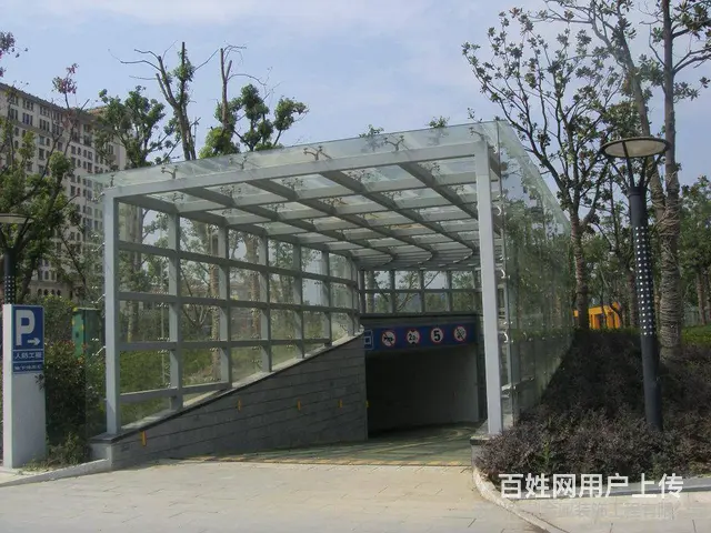 广州钢结构停车场出入口玻璃雨棚安装订做 - 图片 9