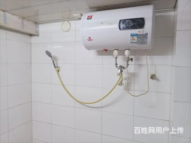 东北日杂南100米房子出租 - 图片 4