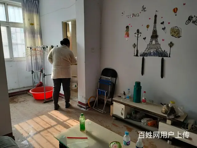 馨苑十区，三楼，二室一厅，伶包入住。 - 图片 2