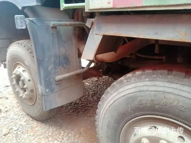 二手7米大箱 豪沃前四后八自卸车19年380马力 - 图片 8
