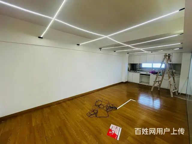 天河区办公室出租 1800元一卡 40方 - 图片 6
