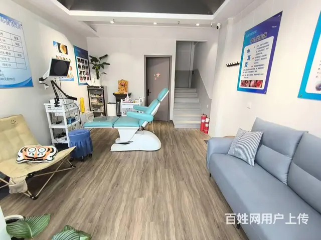 【福铺】宝龙广场进出口沿街|分租门头二楼35平 - 图片 5