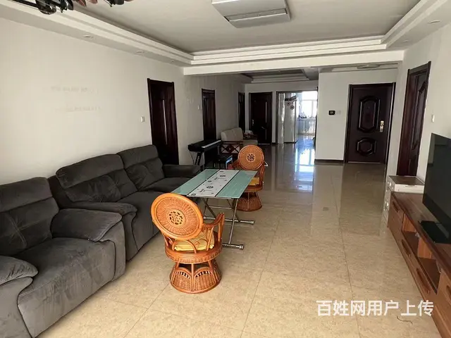 时代广场高层，4室2厅2卫面积为188平米豪华装修，拎包入住 - 图片 1