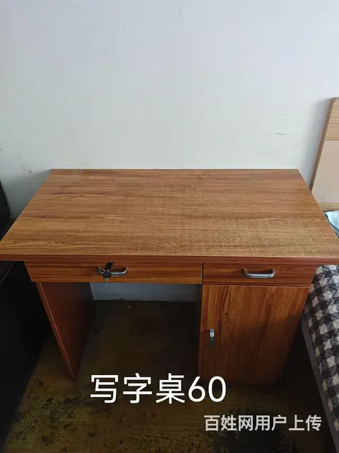 【搞定了！】床，衣柜，写字桌 - 图片 3