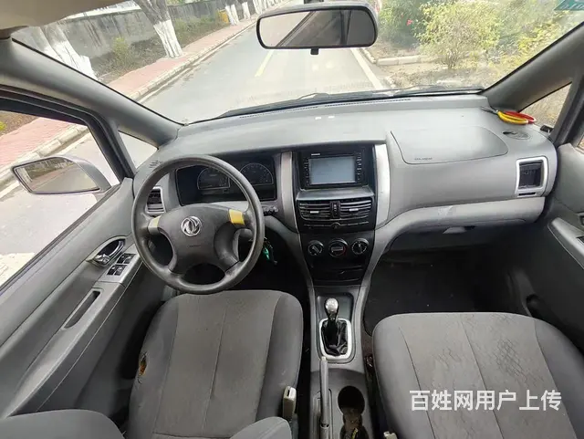 东风帅客7座大面包车 - 图片 8