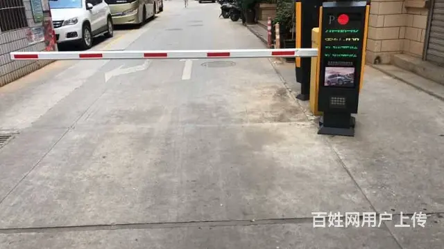 呈贡停车场道闸系统维修，停车场道闸更换 - 图片 1