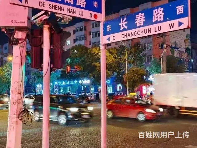 营业中饭店出租出兑 - 图片 1