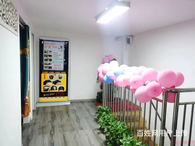 （达州铺源网）西外龙泉宜家小区大门口120㎡美发店转让（带夹 - 图片 4