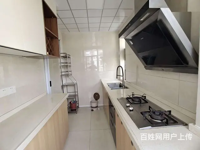 吉大公交站旁 吉莲新村 精装3房 家具电器齐全 非常干净 - 图片 4