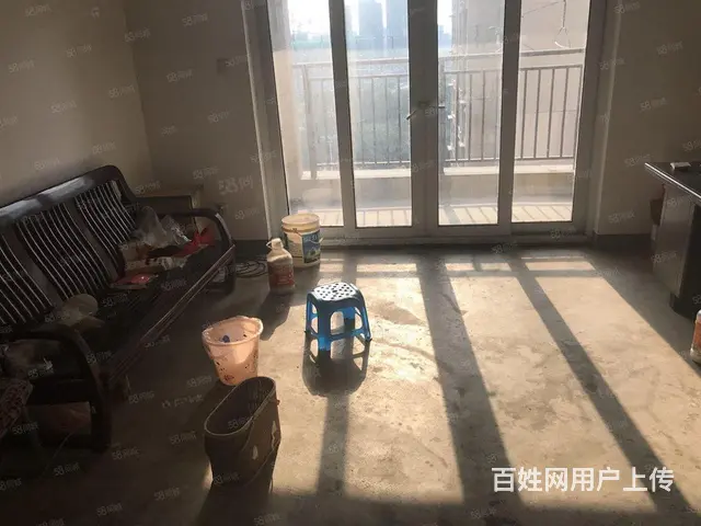 清水湾花园北区 纯毛坯大三房 中间楼层 房东诚售 - 图片 1