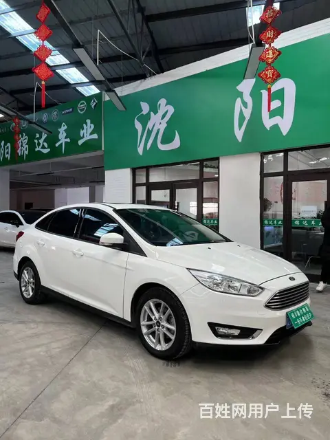 福特 福克斯 2017款 福克斯-两厢 1.6 双离合 风尚 - 图片 1
