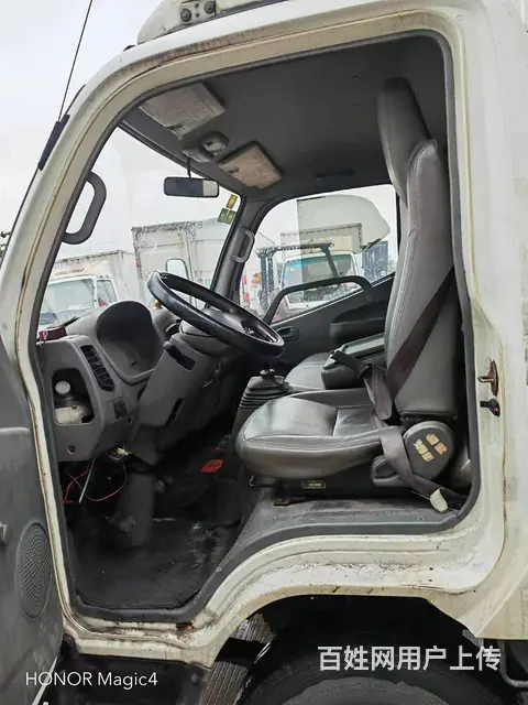 出售12年4.2米福田欧马可箱车 车况精品 - 图片 5