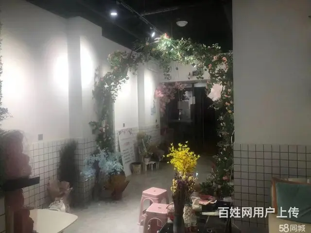（58今铺）市中心万象汇沿街60平店空转项目不限 - 图片 1