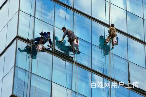 常熟保洁公司专业承接外墙清洗/幕墙清洗/玻璃清洗 - 图片 3