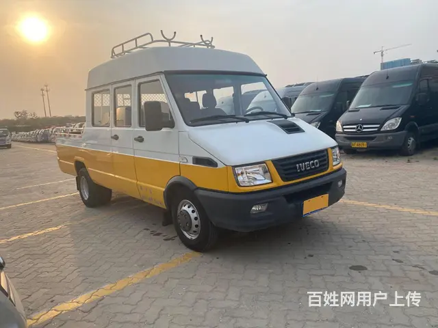 9座：20 年7 月新款依维柯电力工程车 - 图片 1