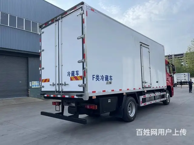 重汽豪沃6米8冷饮雪糕冷藏车市场货源怎么样 - 图片 6