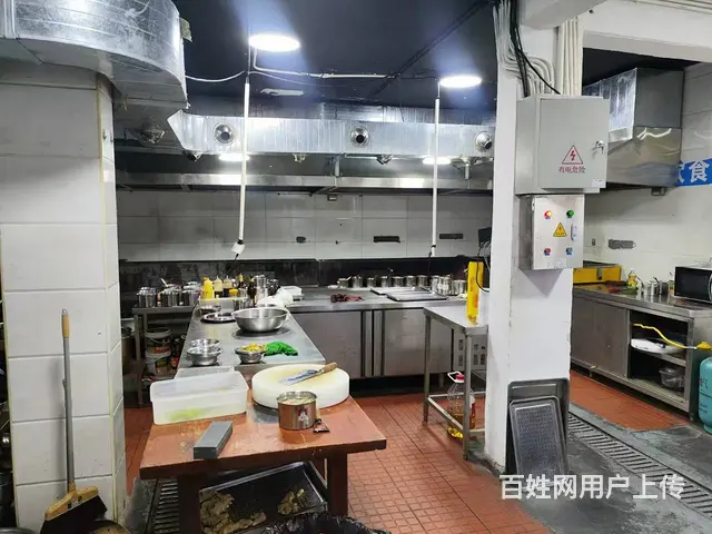 （51旺铺推荐）龙华区世贸350平+250平庭院烧烤店转让 - 图片 5
