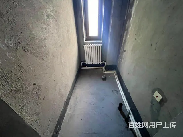 仅一套小区中心位置 四周景观 300平花园 有车位 - 图片 6