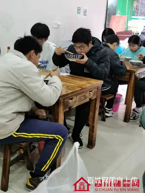 （四川铺鑫网)巴中市恩阳区玉山镇38㎡餐饮店转让 - 图片 3