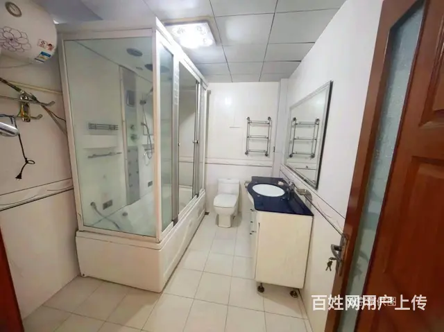 市区皇冠的别墅房源真少。此套新出的联排别墅。上下四层带车库 - 图片 8